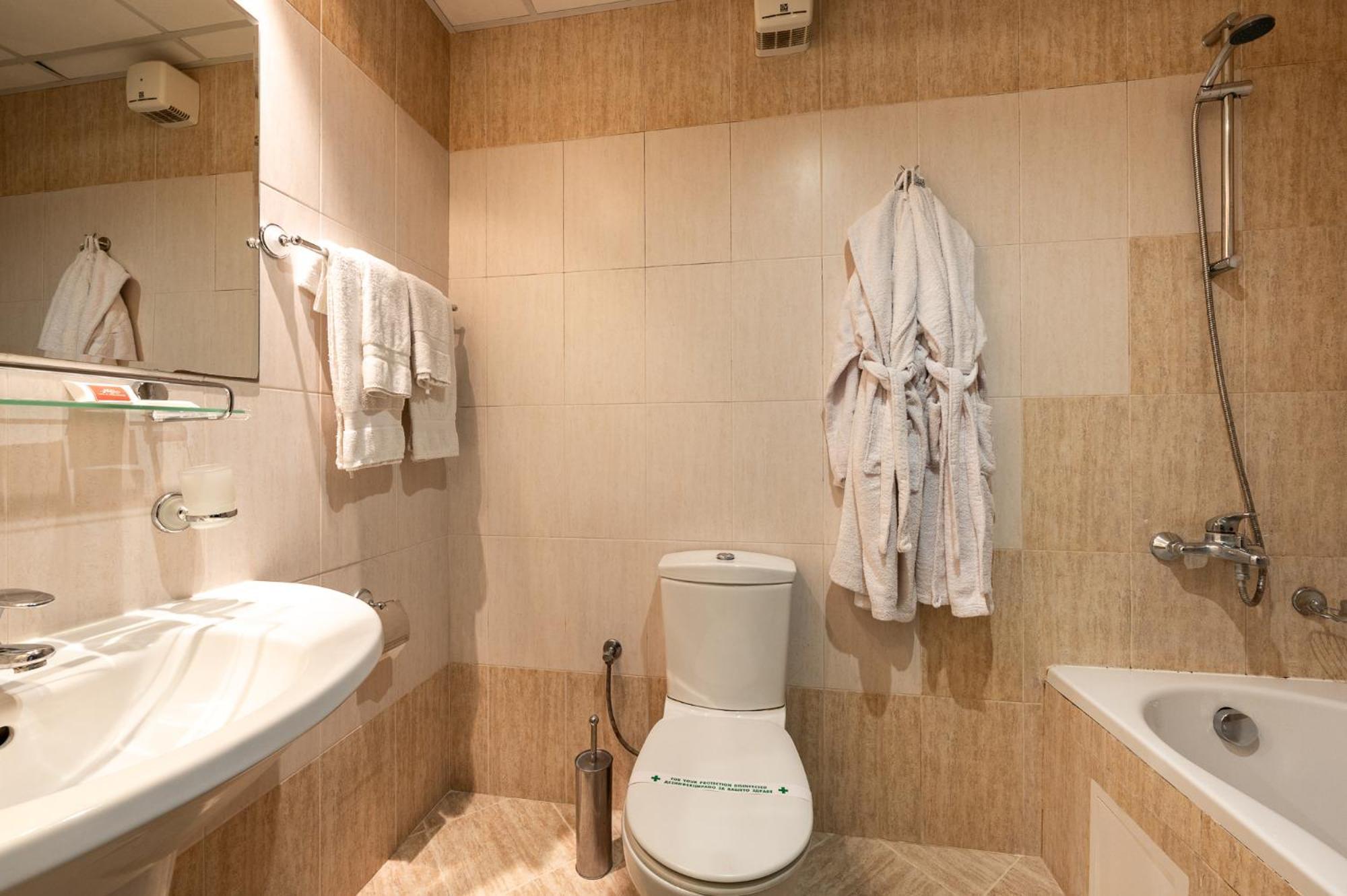 Spa Hotel Holiday Velingrad Extérieur photo