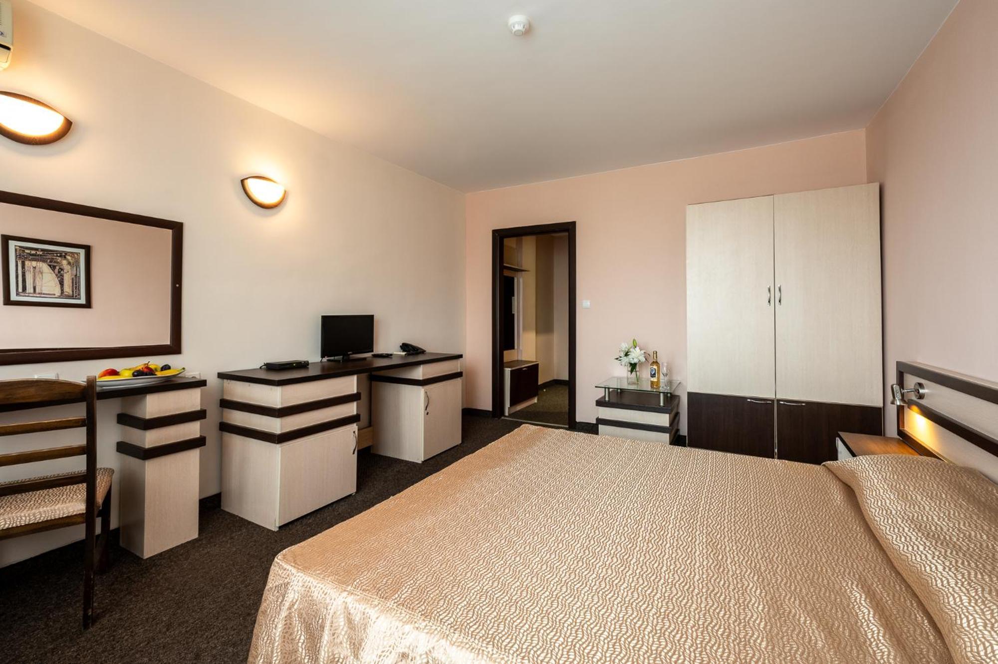 Spa Hotel Holiday Velingrad Extérieur photo