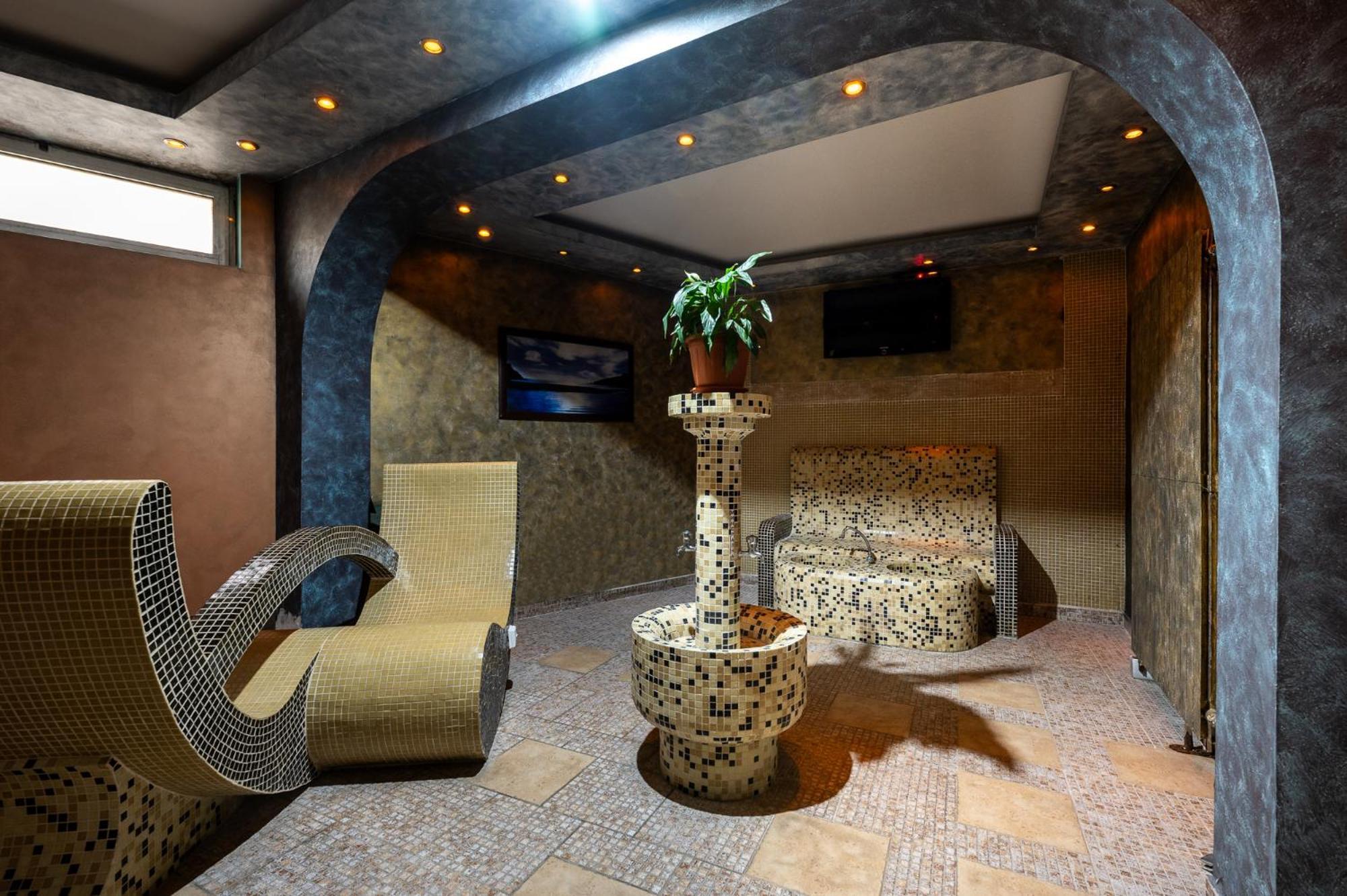 Spa Hotel Holiday Velingrad Extérieur photo